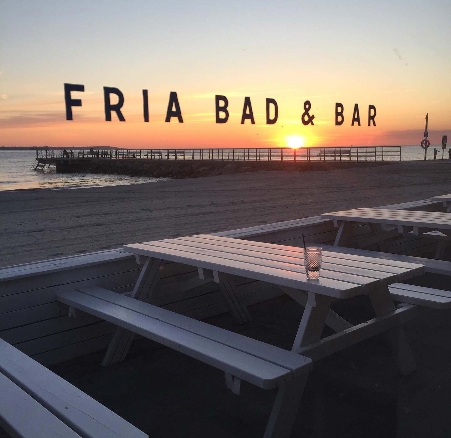 Fria Bad & Bar